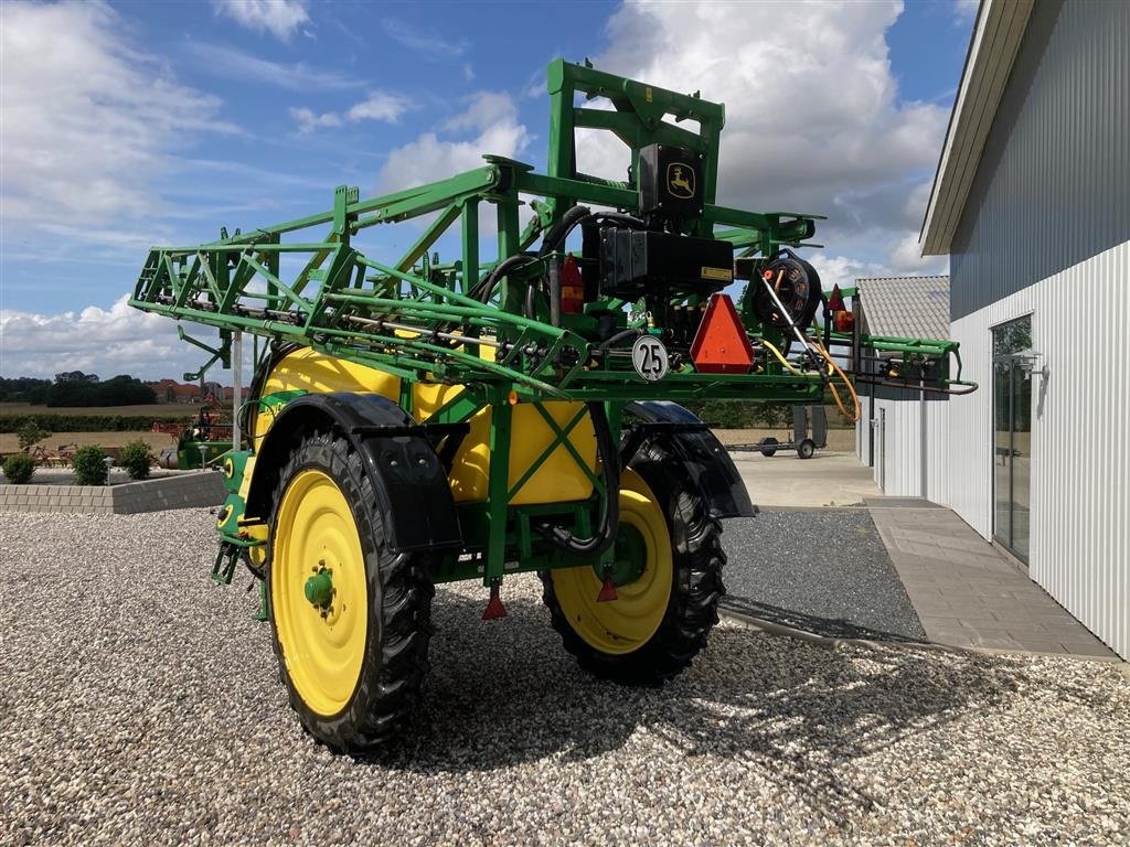 Anhängespritze van het type John Deere 732 - 24 meter, Gebrauchtmaschine in Thorsø (Foto 3)