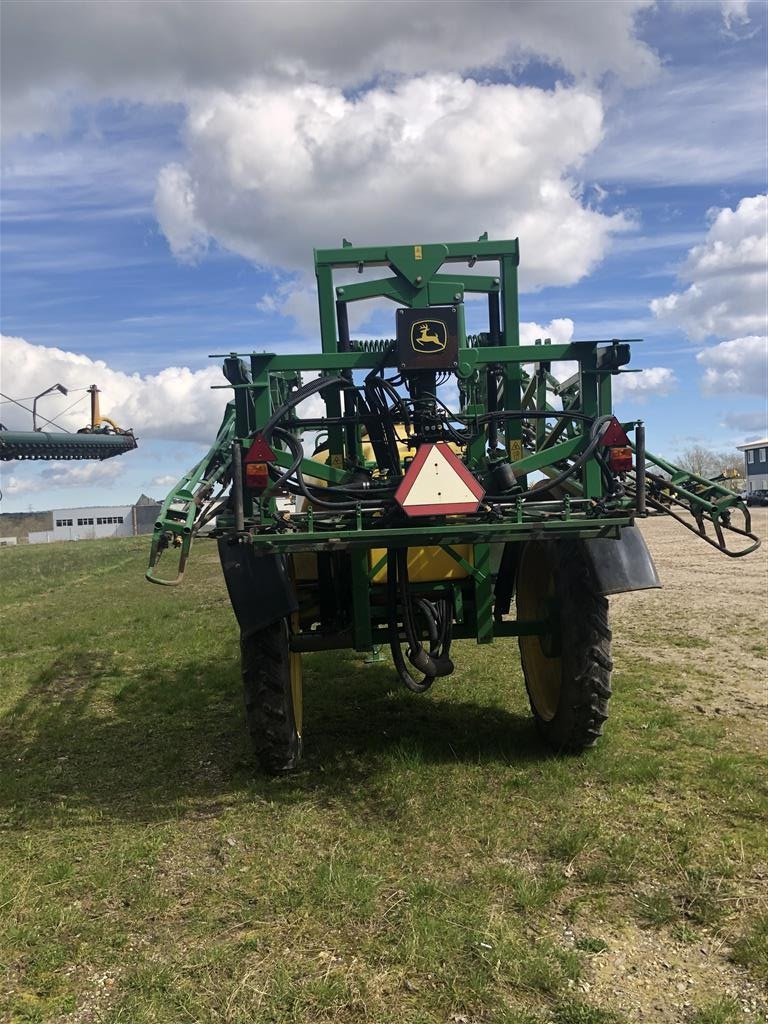 Anhängespritze van het type John Deere 732, Gebrauchtmaschine in Svenstrup J (Foto 4)