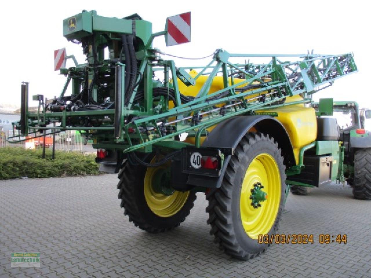 Anhängespritze от тип John Deere M962I, Neumaschine в Büren (Снимка 7)