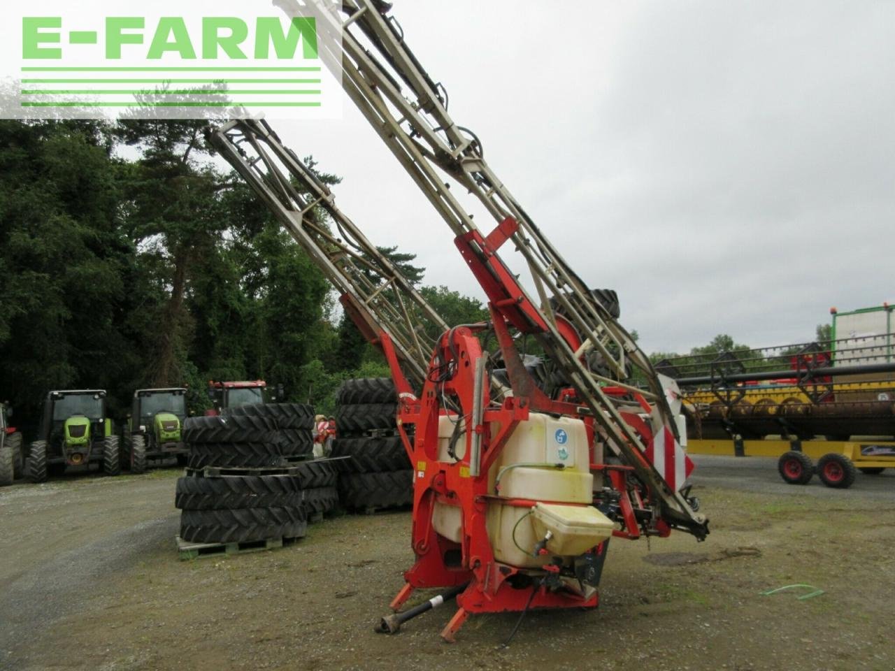 Anhängespritze tip Kuhn pulverisateur deltis 800l, Gebrauchtmaschine in PLOUIGNEAU (Poză 1)