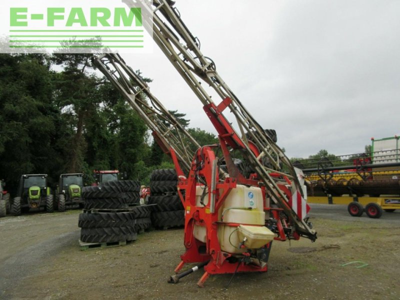 Anhängespritze van het type Kuhn pulverisateur deltis 800l, Gebrauchtmaschine in PLOUIGNEAU (Foto 1)