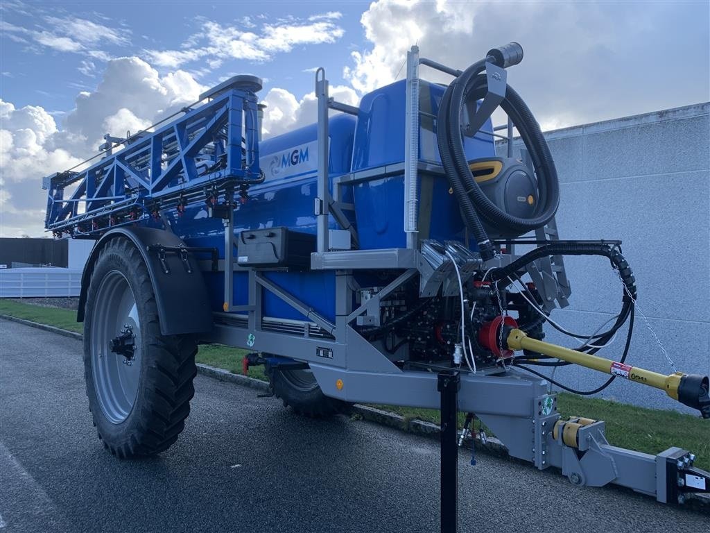 Anhängespritze tip MGM MAGNUR 5000 liter 24 meter, Gebrauchtmaschine in Ringe (Poză 2)