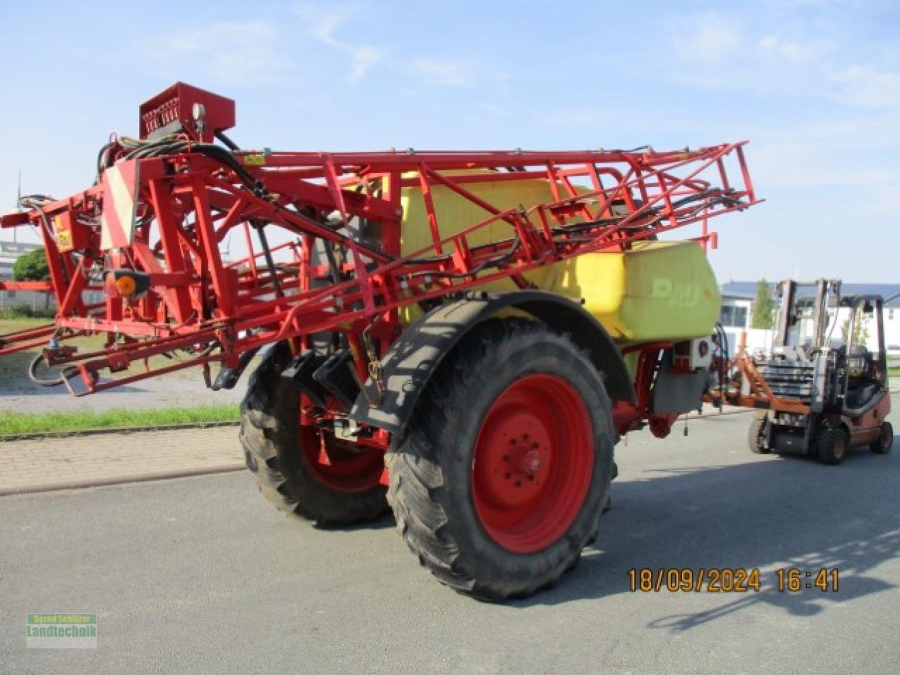 Anhängespritze des Typs Rau Spridrotrain, Gebrauchtmaschine in Büren (Bild 2)