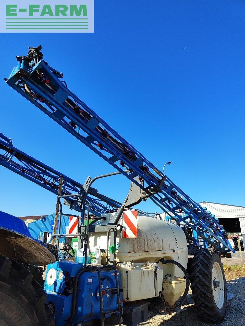 Anhängespritze van het type Sonstige meteor 3400, Gebrauchtmaschine in CHAUVONCOURT (Foto 10)