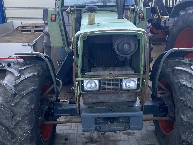 Anhängevorrichtung Türe ait Fendt 300 Serie, Gebrauchtmaschine içinde Windischeschenbach (resim 1)