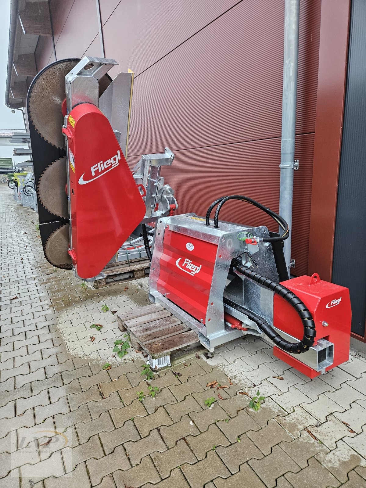 Astschere typu Fliegl Astsäge WoodKing Duo, Neumaschine v Hohenau (Obrázek 1)