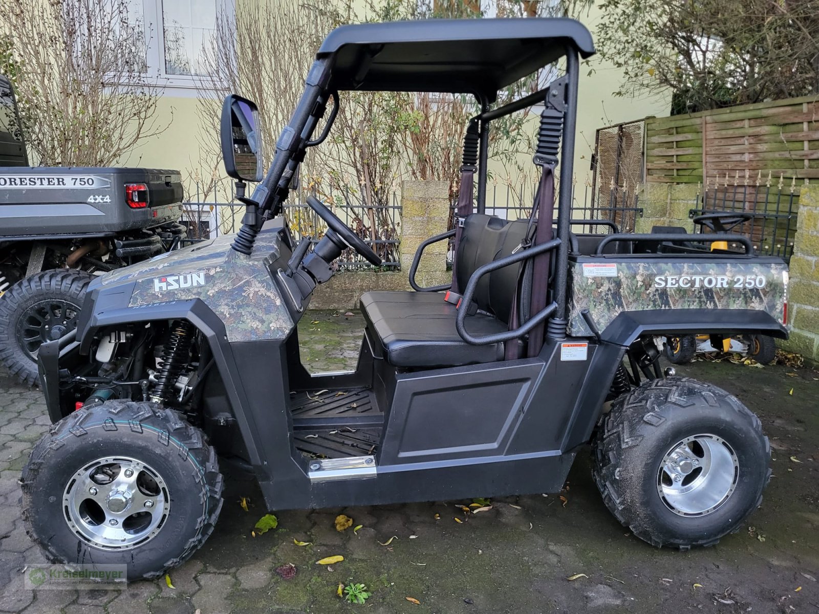 ATV & Quad of the type Hisun Sector 250 + Dach + Frontscheibe + Seilwinde Camouflage NEU UTV Buggy, Neumaschine in Feuchtwangen (Picture 1)