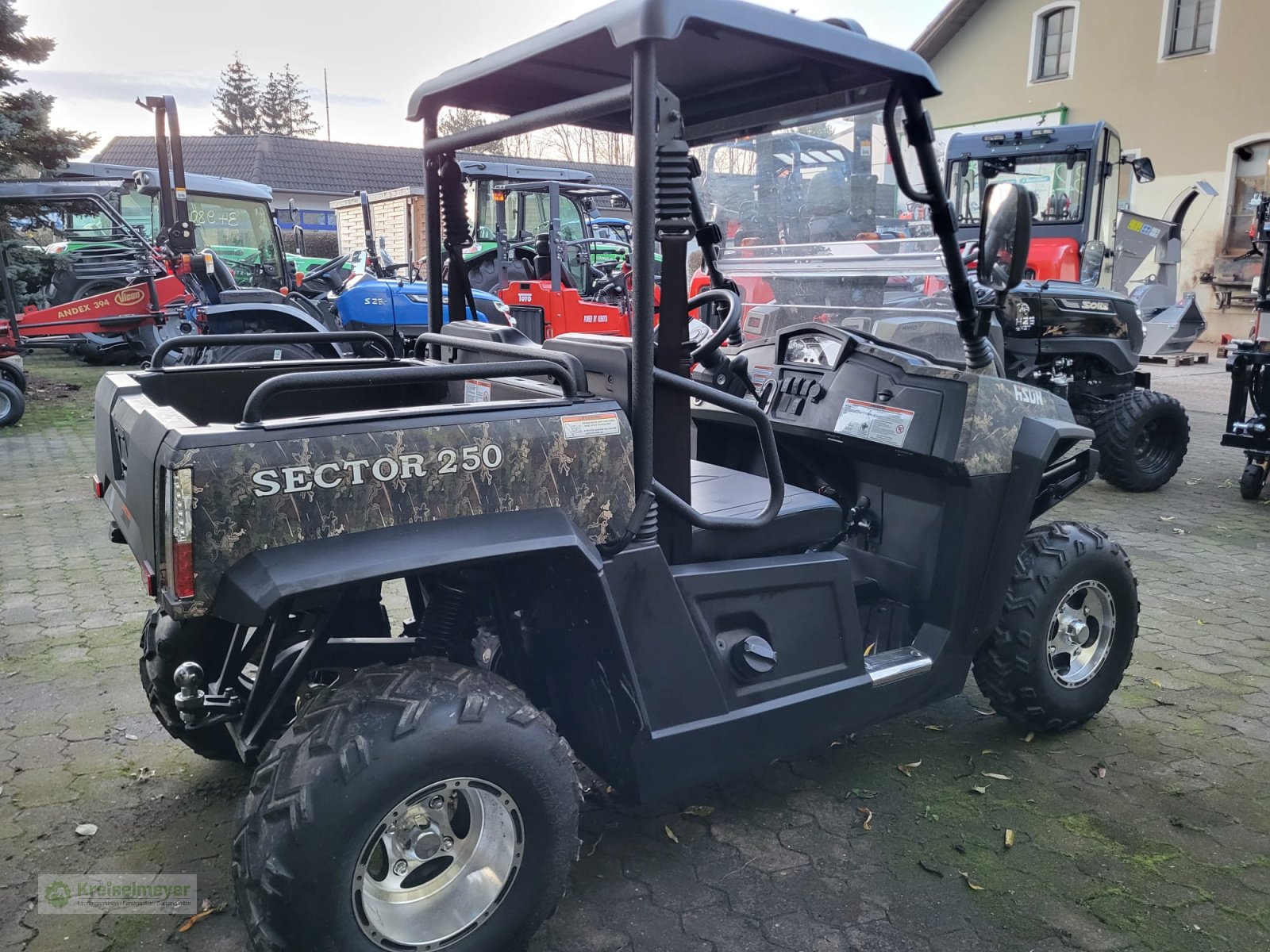 ATV & Quad of the type Hisun Sector 250 + Dach + Frontscheibe + Seilwinde Camouflage NEU UTV Buggy, Neumaschine in Feuchtwangen (Picture 4)