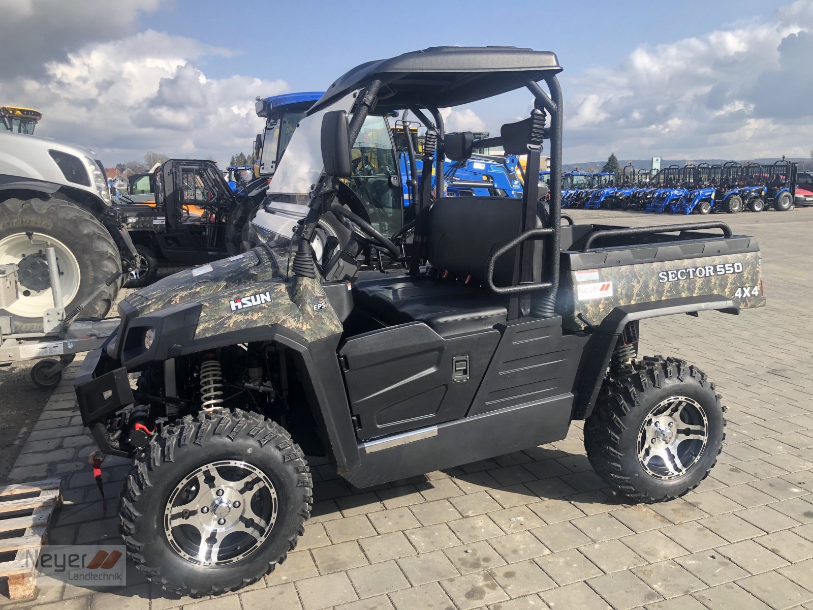 ATV & Quad of the type Hisun SECTOR 550, Neumaschine in Bad Waldsee Mennisweiler (Picture 2)