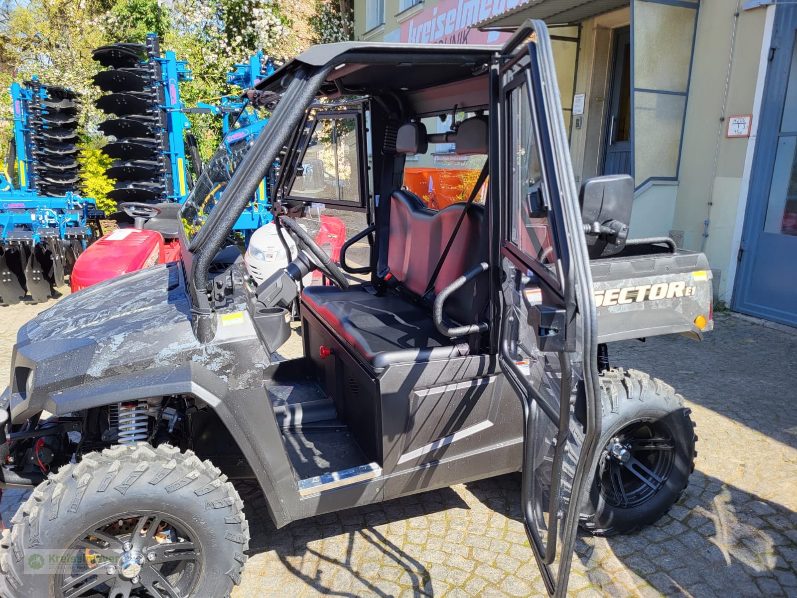 ATV & Quad of the type Hisun Sector E1 Elektro mit Kabine und Heizung + Straßenzulassung StVZO NEU, Neumaschine in Feuchtwangen (Picture 7)