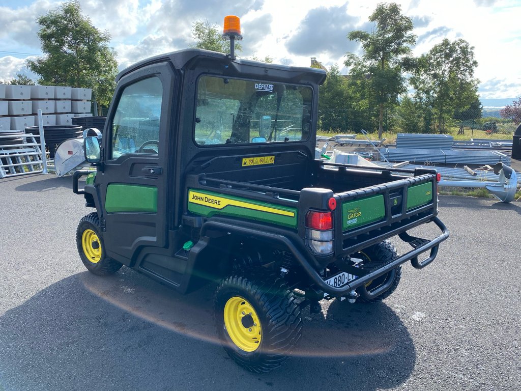 ATV & Quad от тип John Deere GATOR 865M, Gebrauchtmaschine в SAINT FLOUR (Снимка 2)