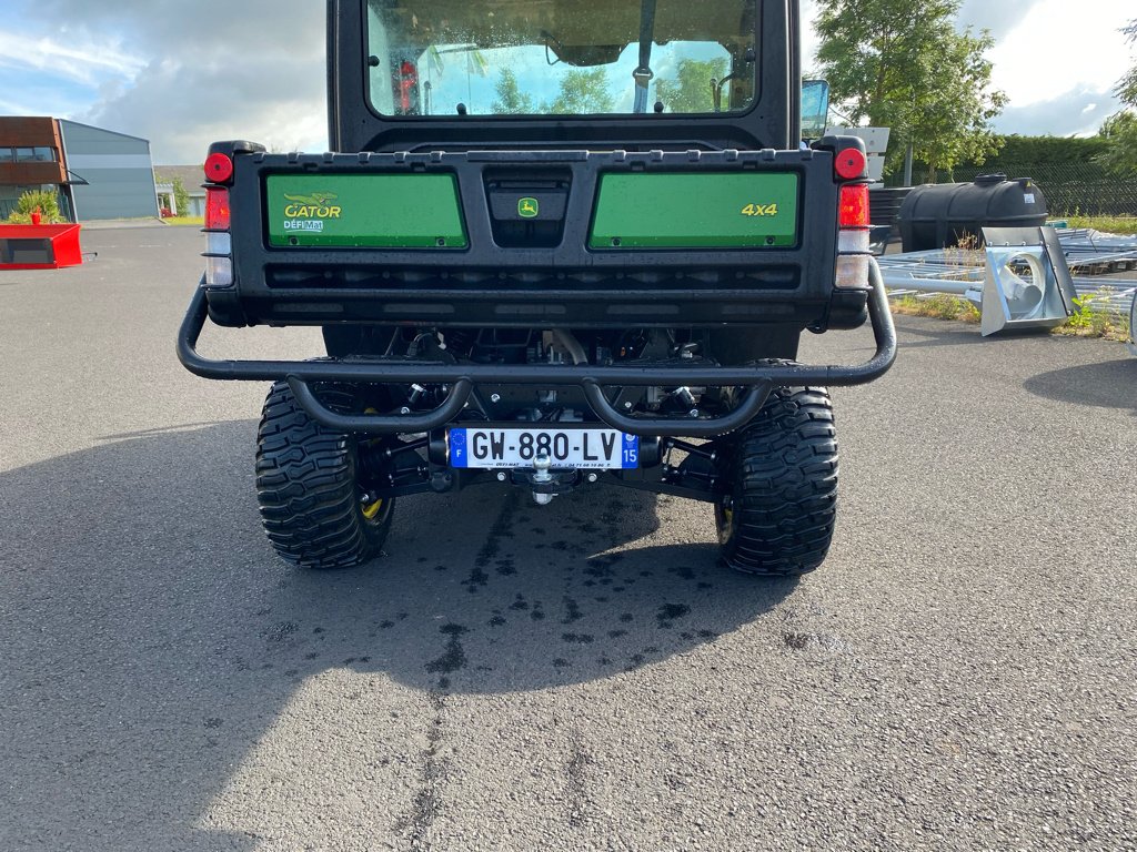 ATV & Quad van het type John Deere GATOR 865M, Gebrauchtmaschine in SAINT FLOUR (Foto 8)