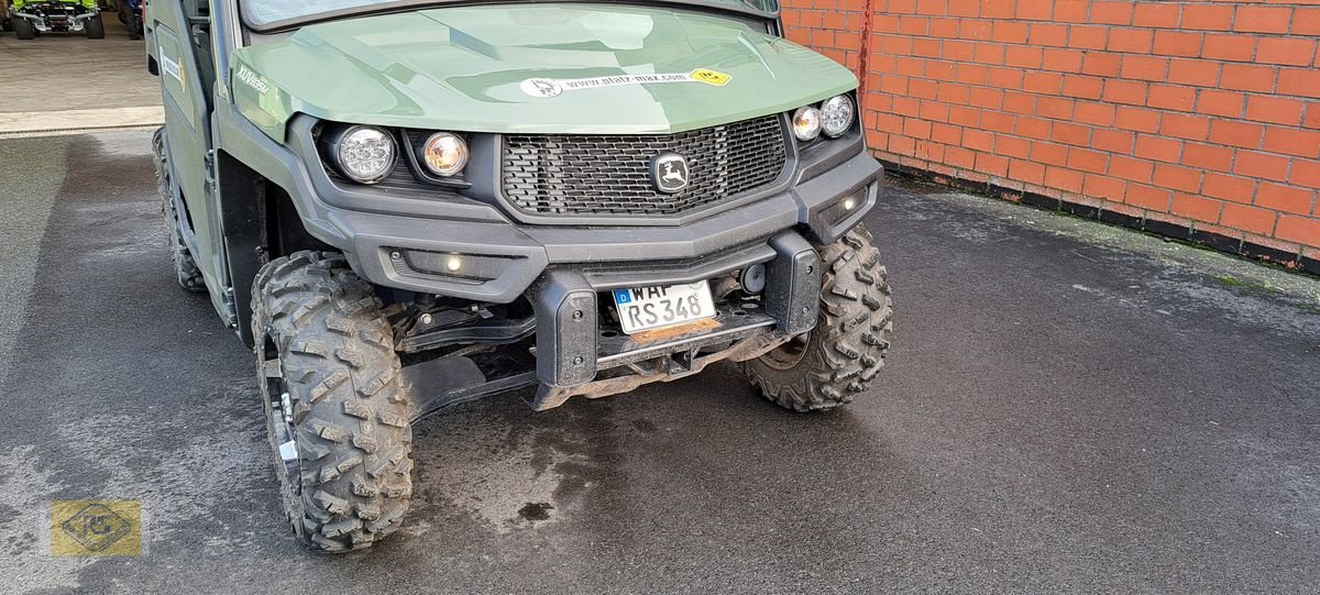 ATV & Quad of the type John Deere Gator XUV 835 M Halbkabine, Vorführmaschine in Beelen (Picture 2)