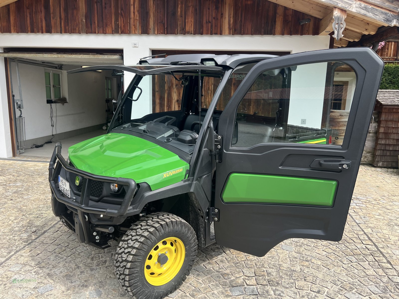 ATV & Quad del tipo John Deere Gator XUV 835M, Gebrauchtmaschine en München (Imagen 5)