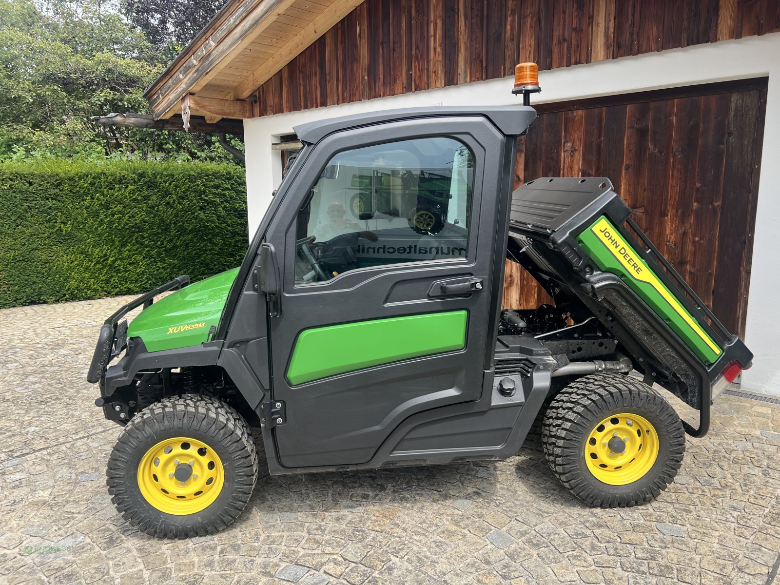 ATV & Quad del tipo John Deere Gator XUV 835M, Gebrauchtmaschine en München (Imagen 3)