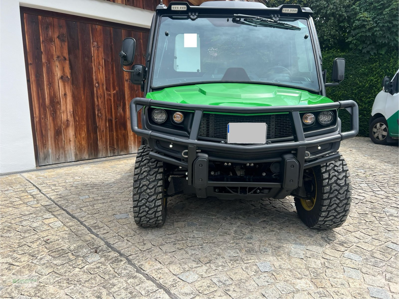 ATV & Quad of the type John Deere Gator XUV 835M, Gebrauchtmaschine in München (Picture 2)