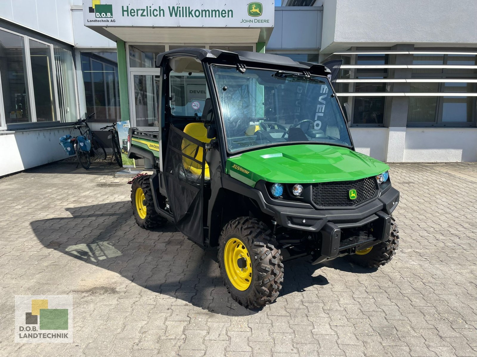 ATV & Quad Türe ait John Deere Gator XUV 865M, Neumaschine içinde Regensburg (resim 3)