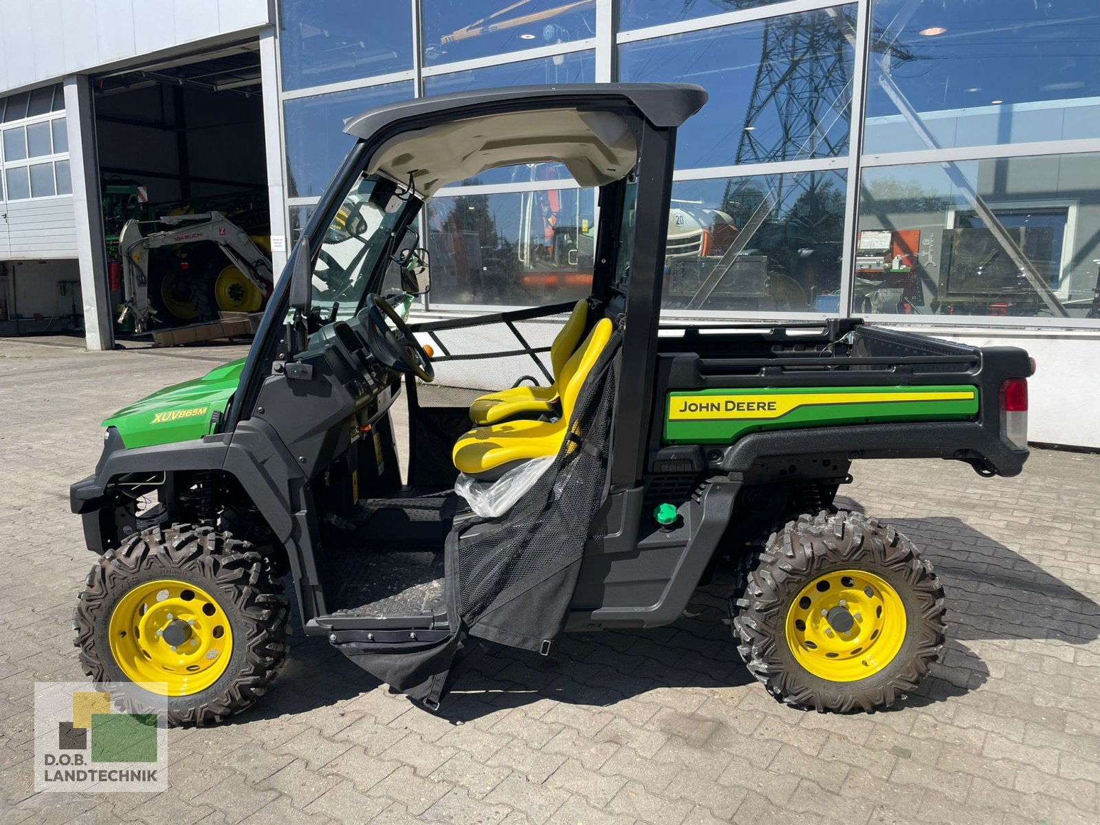 ATV & Quad of the type John Deere Gator XUV 865M, Neumaschine in Regensburg (Picture 9)