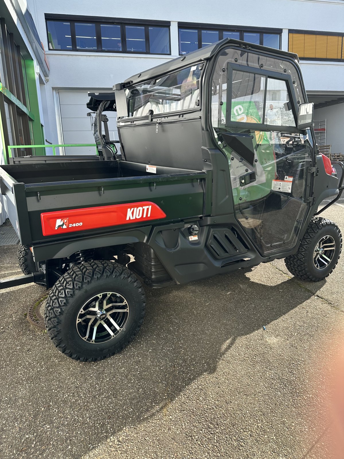 ATV & Quad du type Kioti K9, Gebrauchtmaschine en Esslingen (Sirnau) (Photo 4)