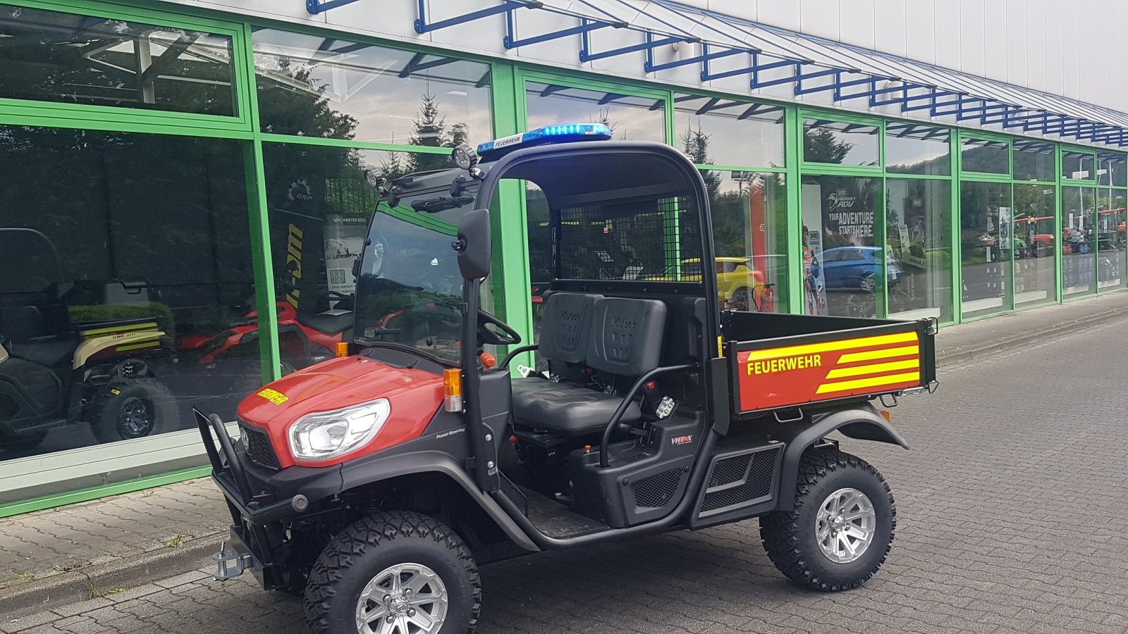 ATV & Quad van het type Kubota RTVX1110  Feuerwehr, Neumaschine in Olpe (Foto 5)