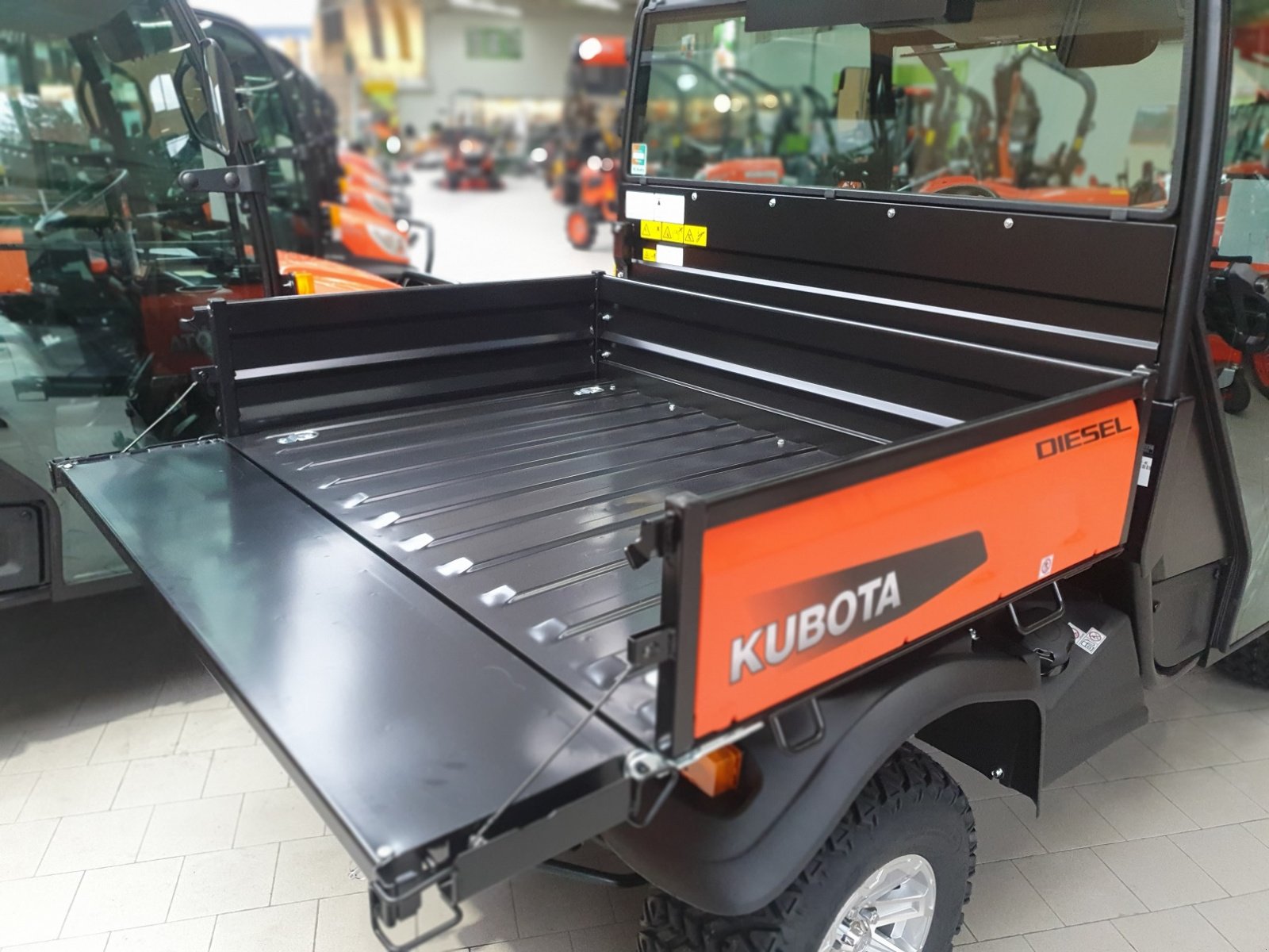 ATV & Quad tip Kubota RTVX1110  Feuerwehr, Neumaschine in Olpe (Poză 13)