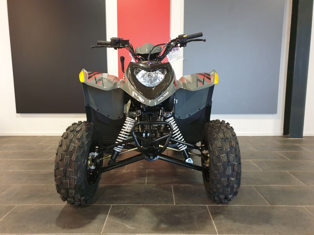 ATV & Quad del tipo Polaris Phoenix 200, Gebrauchtmaschine en Geesteren (OV) (Imagen 3)