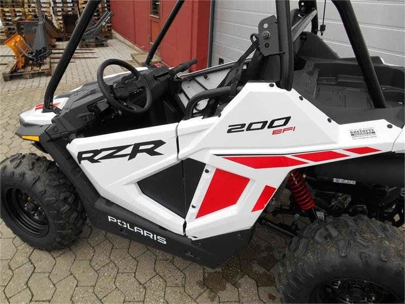 ATV & Quad typu Polaris RZR 200, Gebrauchtmaschine w Mern (Zdjęcie 4)