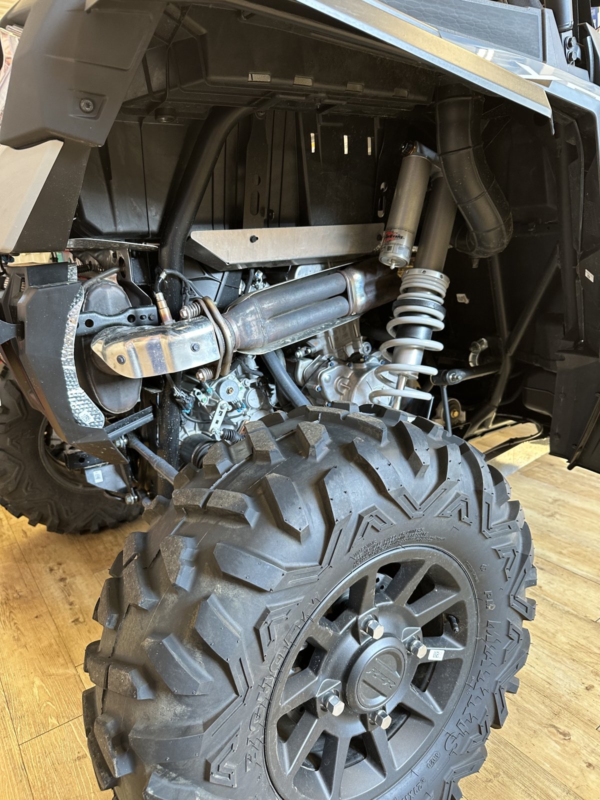 ATV & Quad del tipo Polaris RZR XP 1000 EPS ZUG/LOF, Gebrauchtmaschine en Esslingen (Sirnau) (Imagen 8)