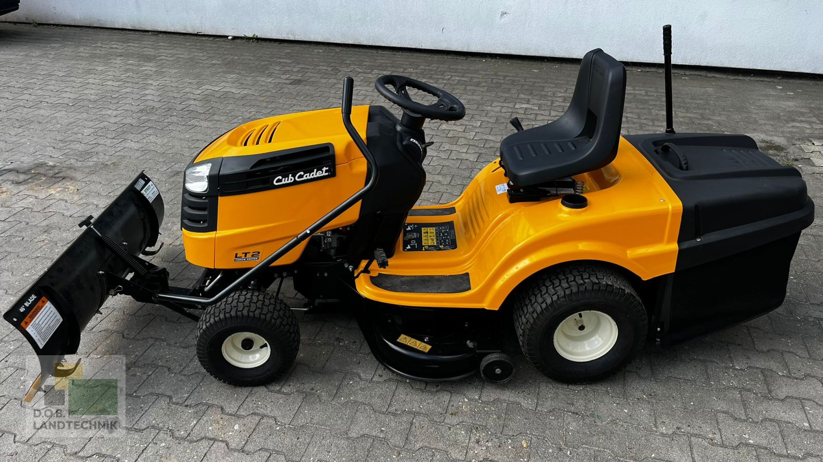 Aufsitzmäher типа Cub Cadet LT2 NR92, Gebrauchtmaschine в Regensburg (Фотография 8)