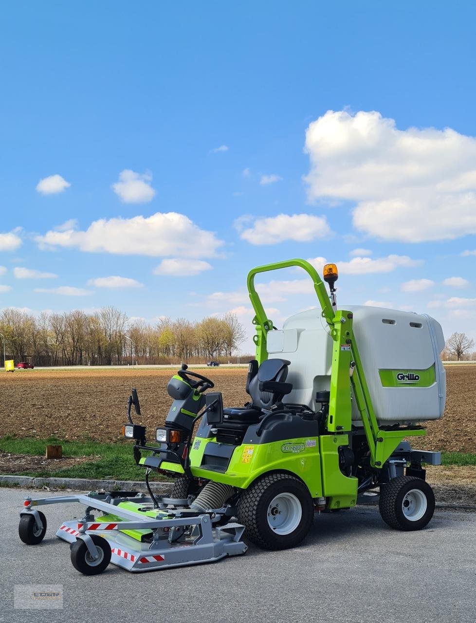 Aufsitzmäher от тип Grillo FD 2200 TS, Neumaschine в Kirchheim b. München (Снимка 3)