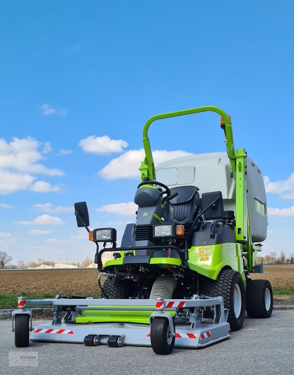 Aufsitzmäher van het type Grillo FD 2200 TS, Neumaschine in Kirchheim b. München (Foto 4)