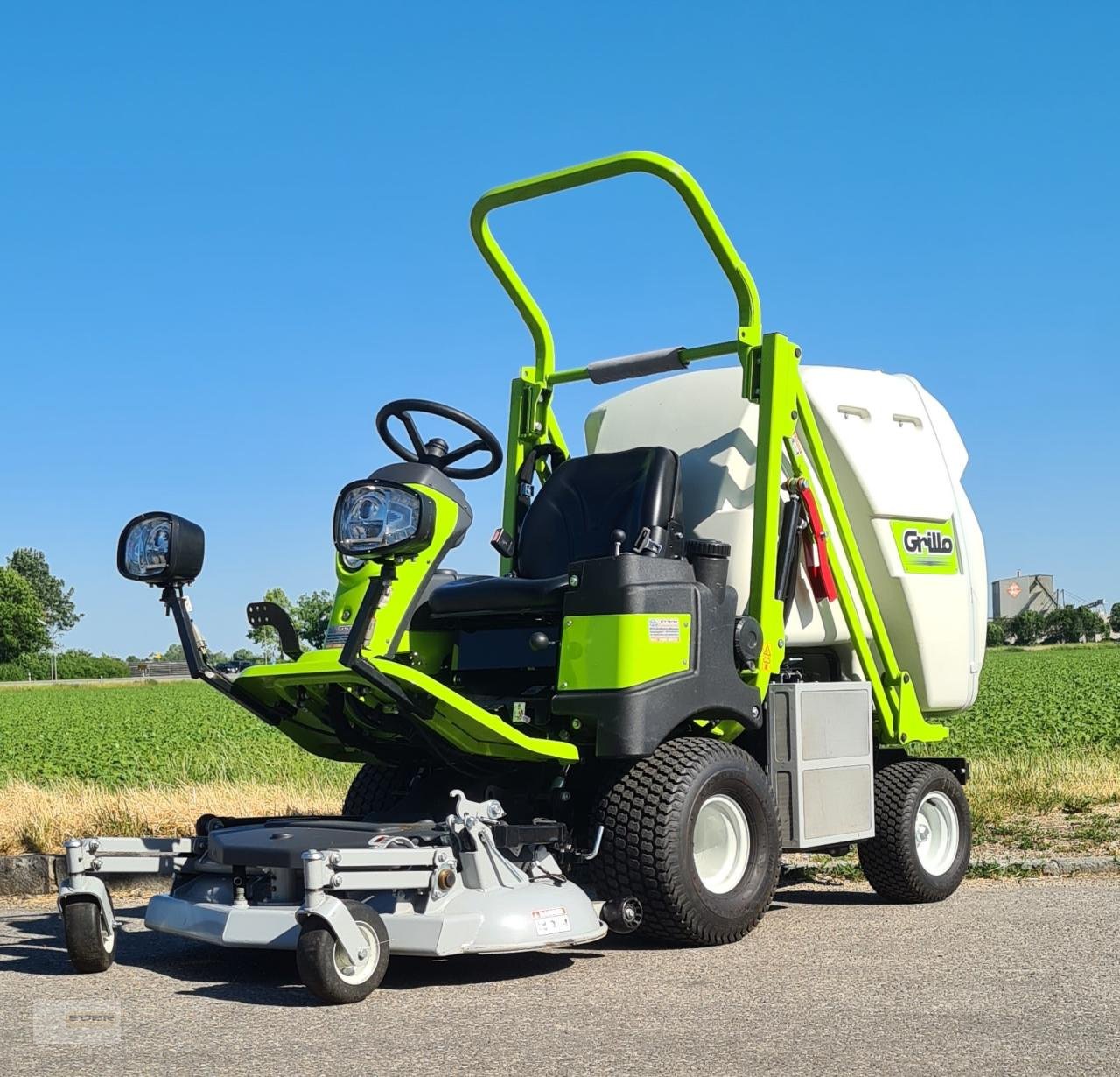 Aufsitzmäher Türe ait Grillo FD 500, Neumaschine içinde Kirchheim b. München (resim 1)