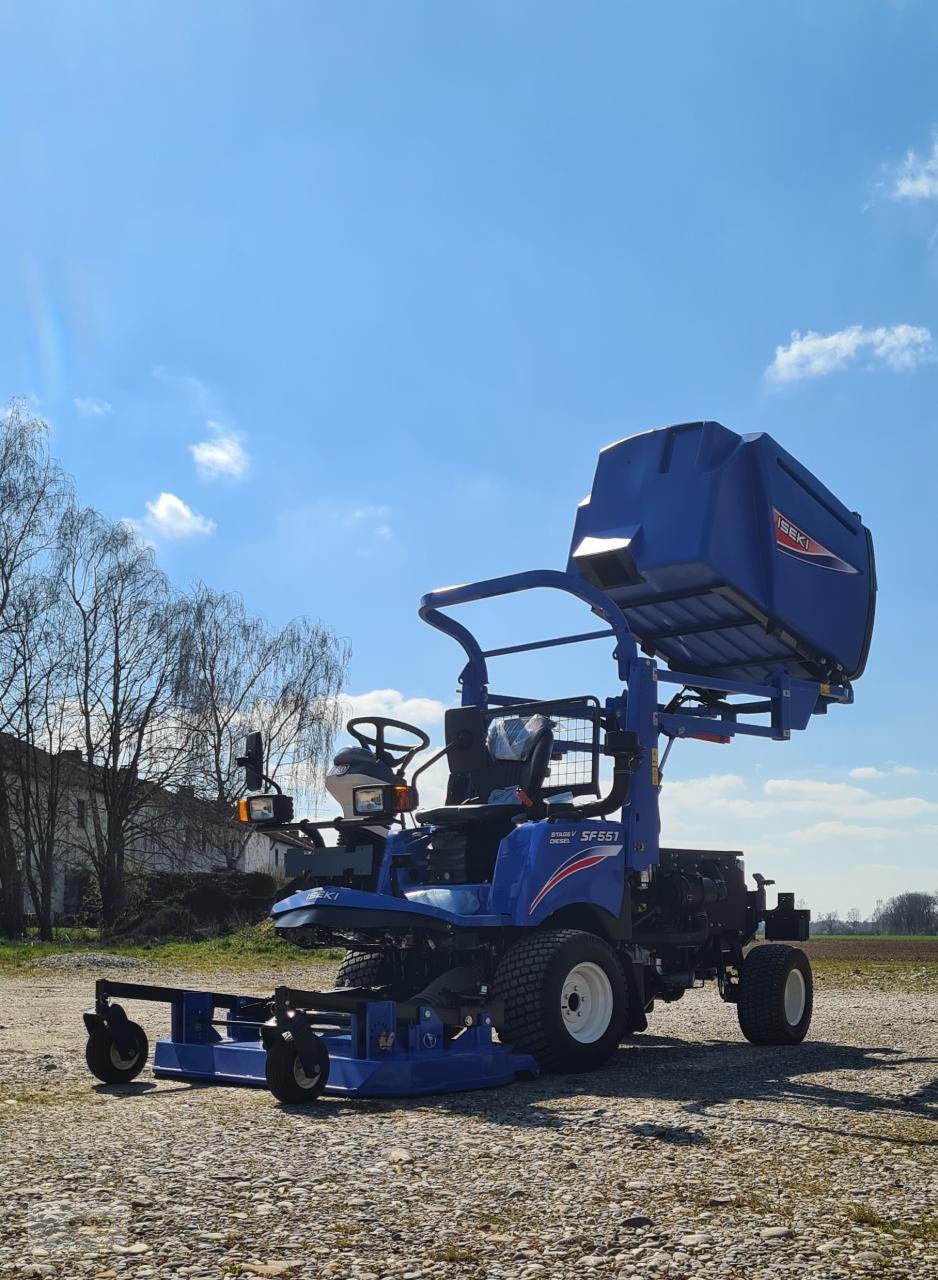 Aufsitzmäher van het type Iseki Frontdeckmäher SF 551, Neumaschine in Kirchheim b. München (Foto 6)