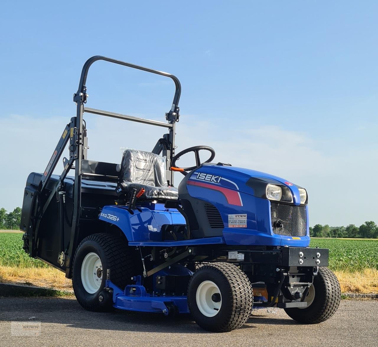 Aufsitzmäher des Typs Iseki SXG 326 B, Neumaschine in Tuntenhausen (Bild 7)