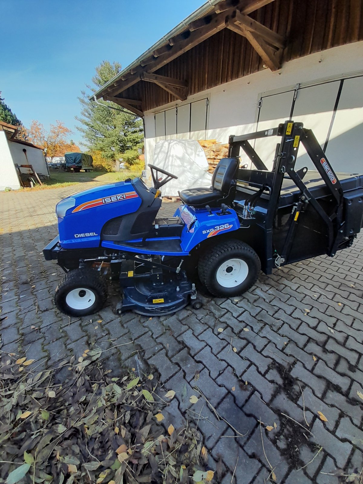 Aufsitzmäher van het type Iseki SXG 326 HL, Gebrauchtmaschine in Vilgertshofen (Foto 2)