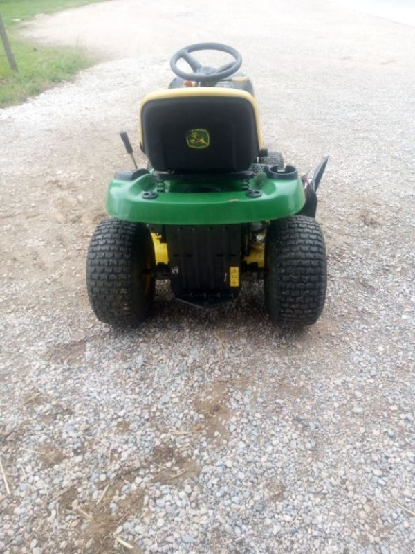 Aufsitzmäher typu John Deere 110 x, Gebrauchtmaschine v CHEMAUDIN ET VAUX (Obrázek 6)