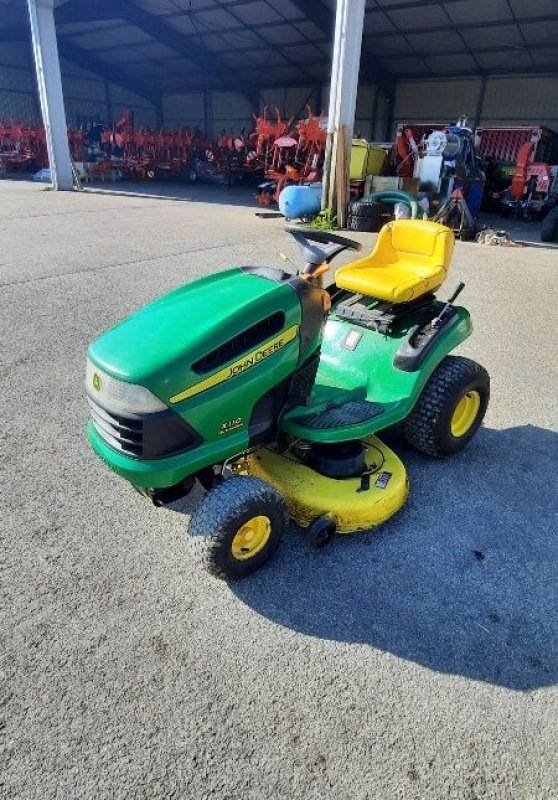 Aufsitzmäher tip John Deere 110 x, Gebrauchtmaschine in CHEMAUDIN ET VAUX (Poză 4)