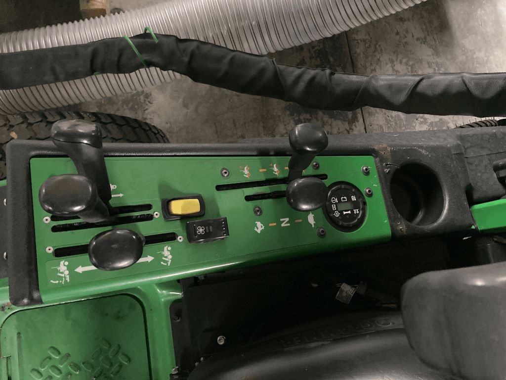 Aufsitzmäher a típus John Deere 1580, Gebrauchtmaschine ekkor: Vogelsheim (Kép 6)