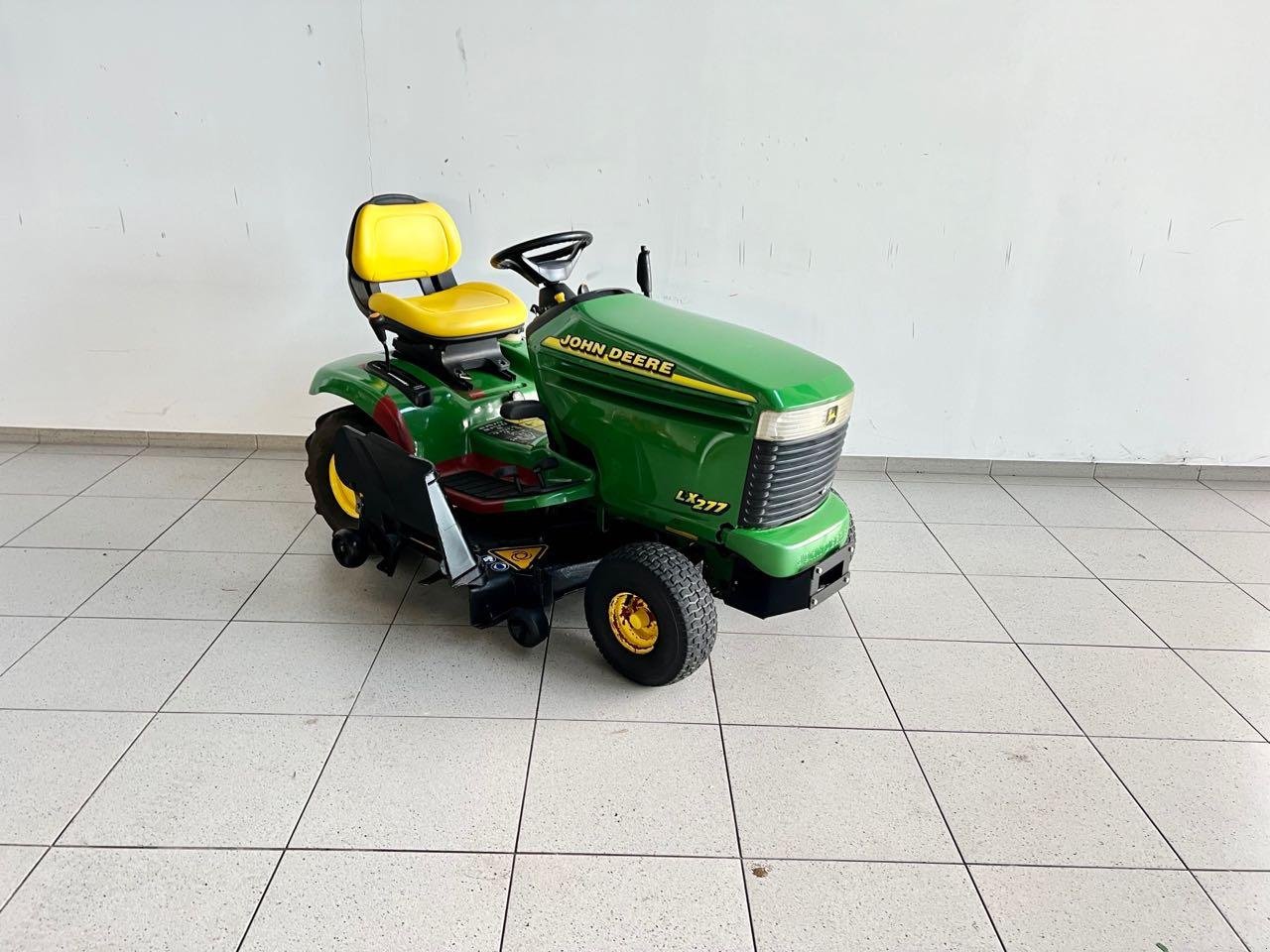 Aufsitzmäher Türe ait John Deere LX277, Gebrauchtmaschine içinde Neubeckum (resim 2)