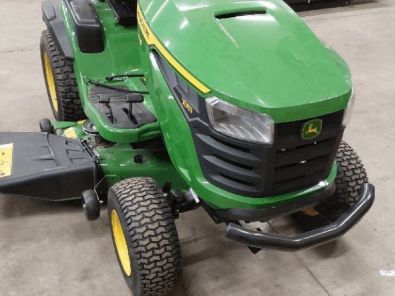 Aufsitzmäher Türe ait John Deere X167, Gebrauchtmaschine içinde azerailles (resim 1)