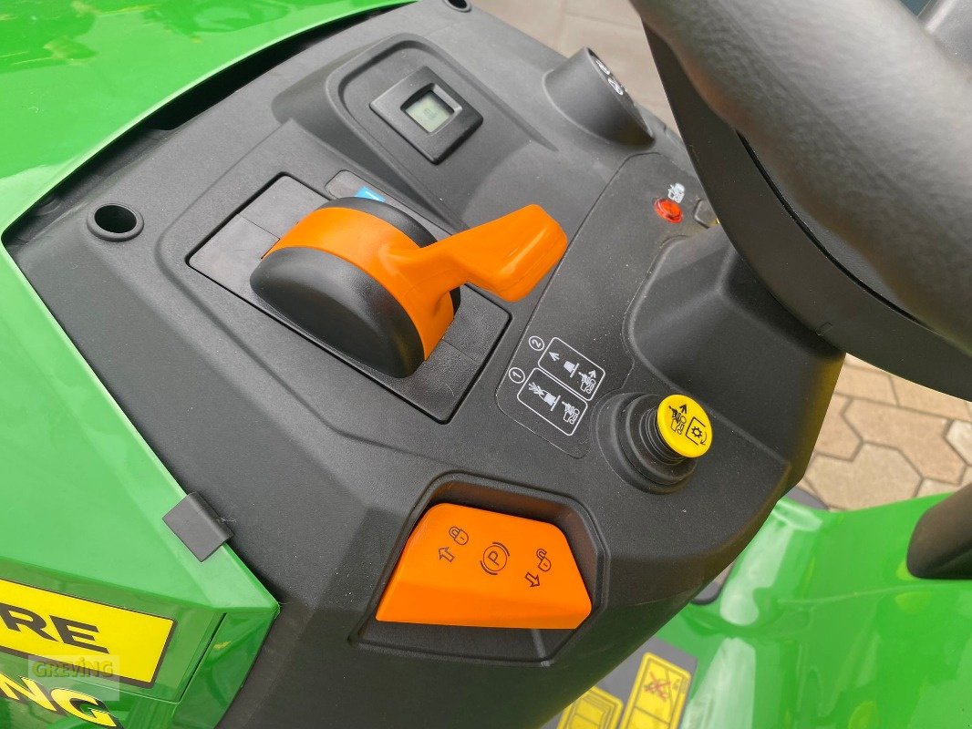 Aufsitzmäher a típus John Deere X167R, Neumaschine ekkor: Heiden (Kép 9)