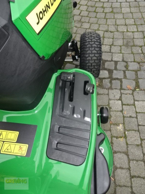 Aufsitzmäher tipa John Deere X167R, Neumaschine u Greven (Slika 7)