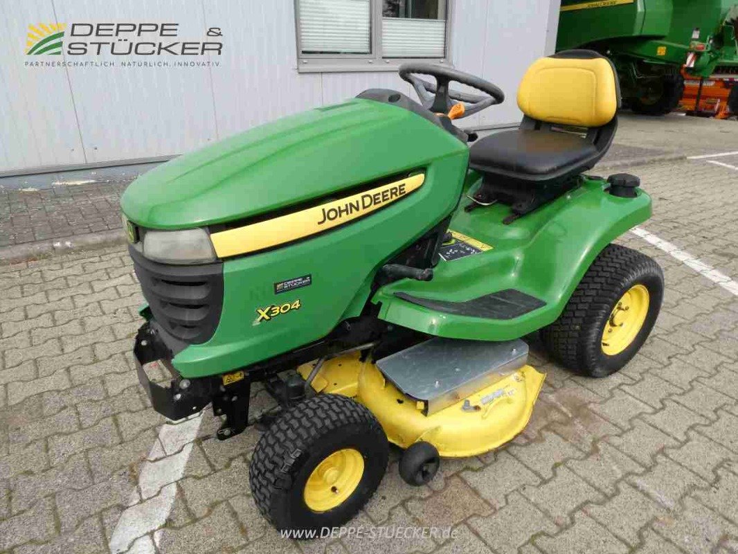 Aufsitzmäher Türe ait John Deere X304, Gebrauchtmaschine içinde Lauterberg/Barbis (resim 1)