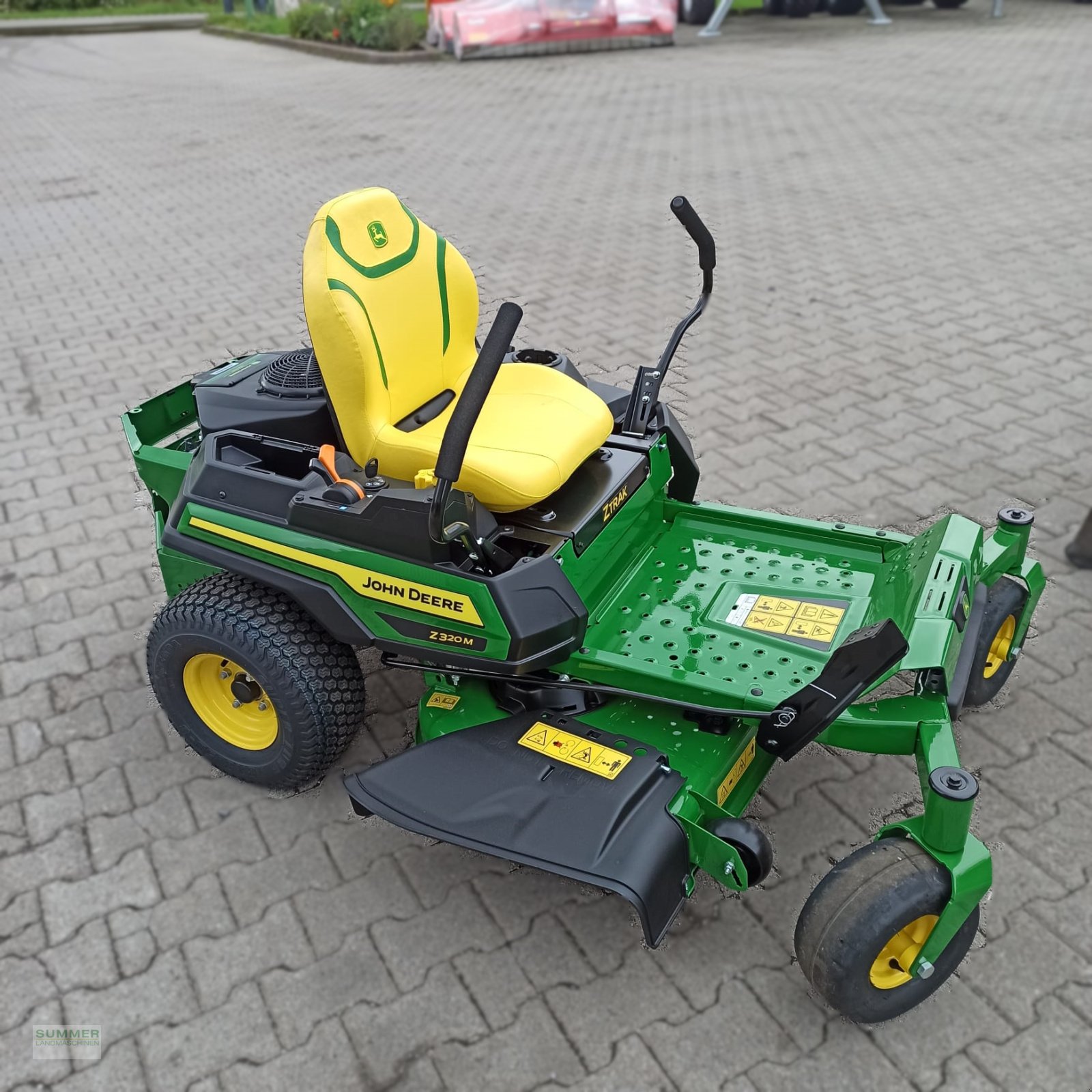 Aufsitzmäher Türe ait John Deere Z 320 M, Neumaschine içinde Pforzheim (resim 3)