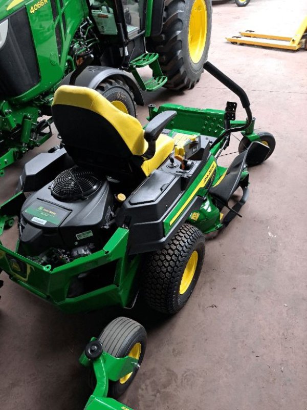 Aufsitzmäher от тип John Deere Z320 R, Gebrauchtmaschine в Vogelsheim (Снимка 4)