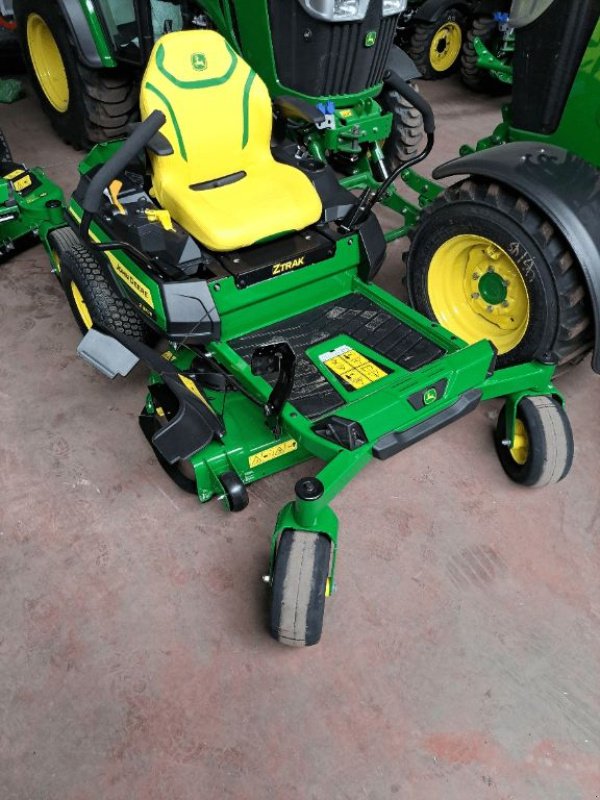 Aufsitzmäher от тип John Deere Z320 R, Gebrauchtmaschine в Vogelsheim (Снимка 2)