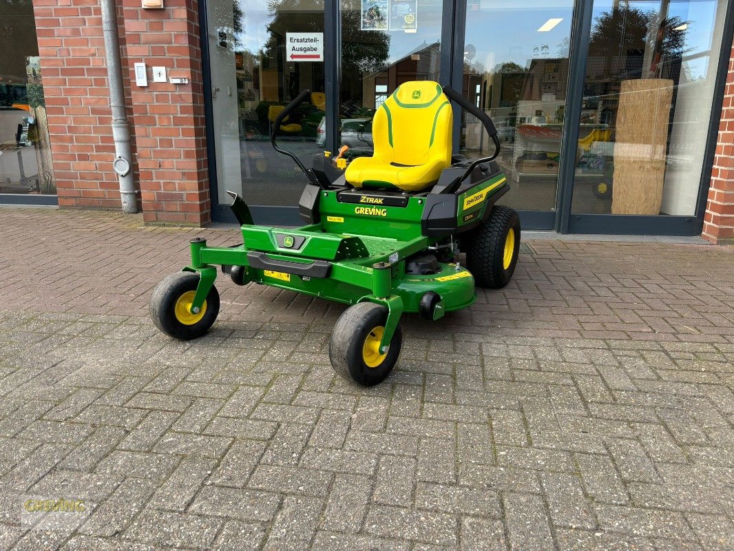 Aufsitzmäher типа John Deere Z320M Nullwendekreismäher, Neumaschine в Ahaus (Фотография 1)