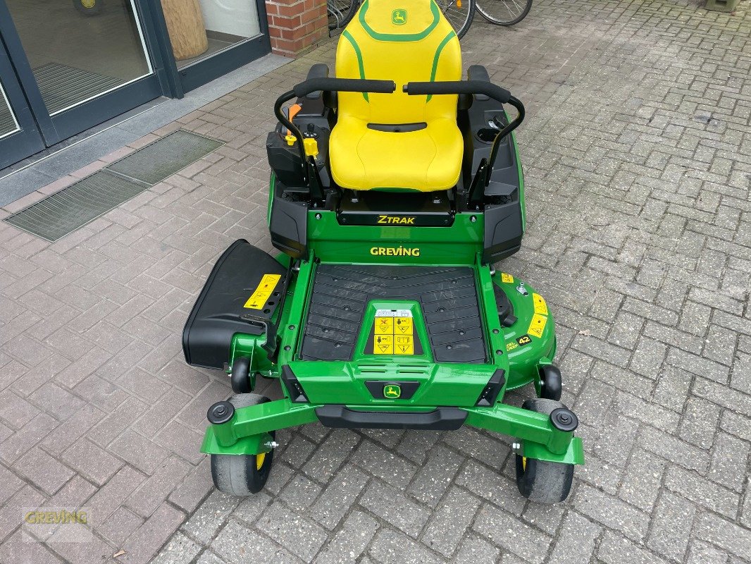 Aufsitzmäher van het type John Deere Z320R, Neumaschine in Ahaus (Foto 2)