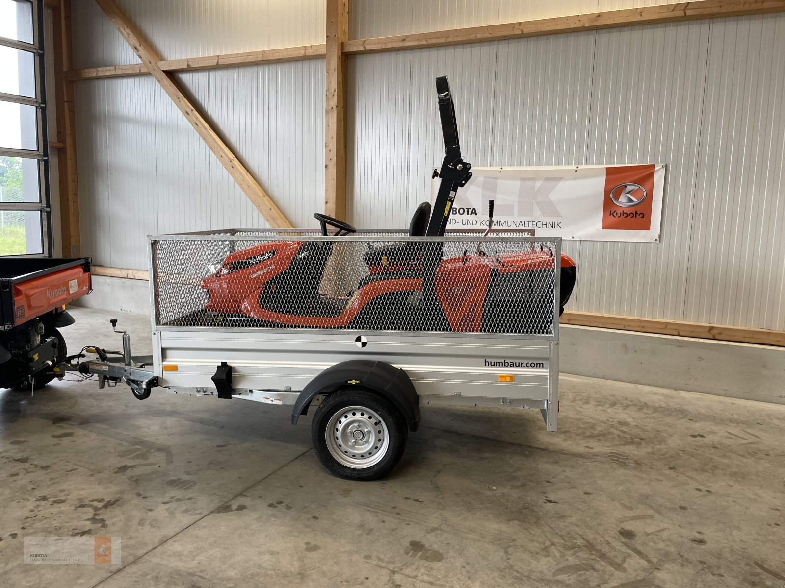 Aufsitzmäher of the type Kubota Aktion, Kubota GR1600 + Humbaur Alu-Einachser zum Aktionspreis, Neumaschine in Biessenhofen (Picture 1)