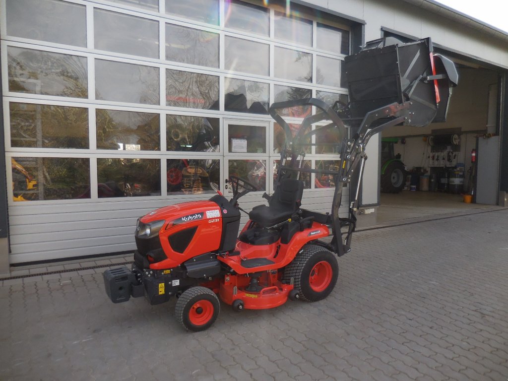 Aufsitzmäher van het type Kubota G 231 HD, Neumaschine in Waischenfeld (Foto 7)